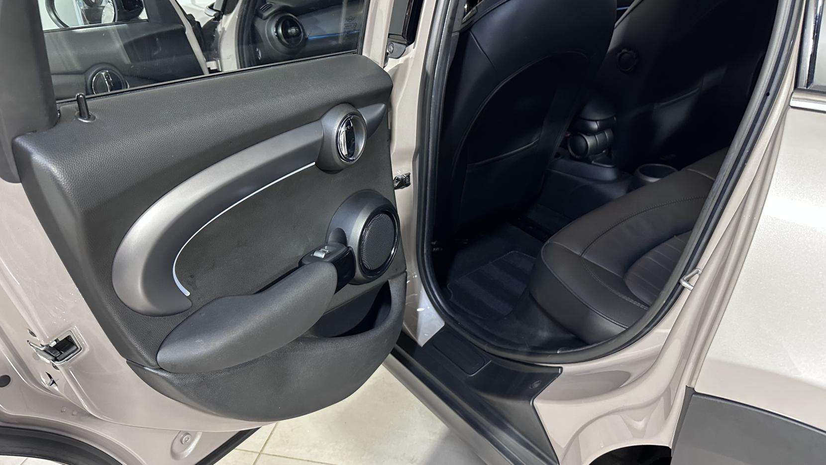 2023 MINI HATCH 2023 MINI HATCH