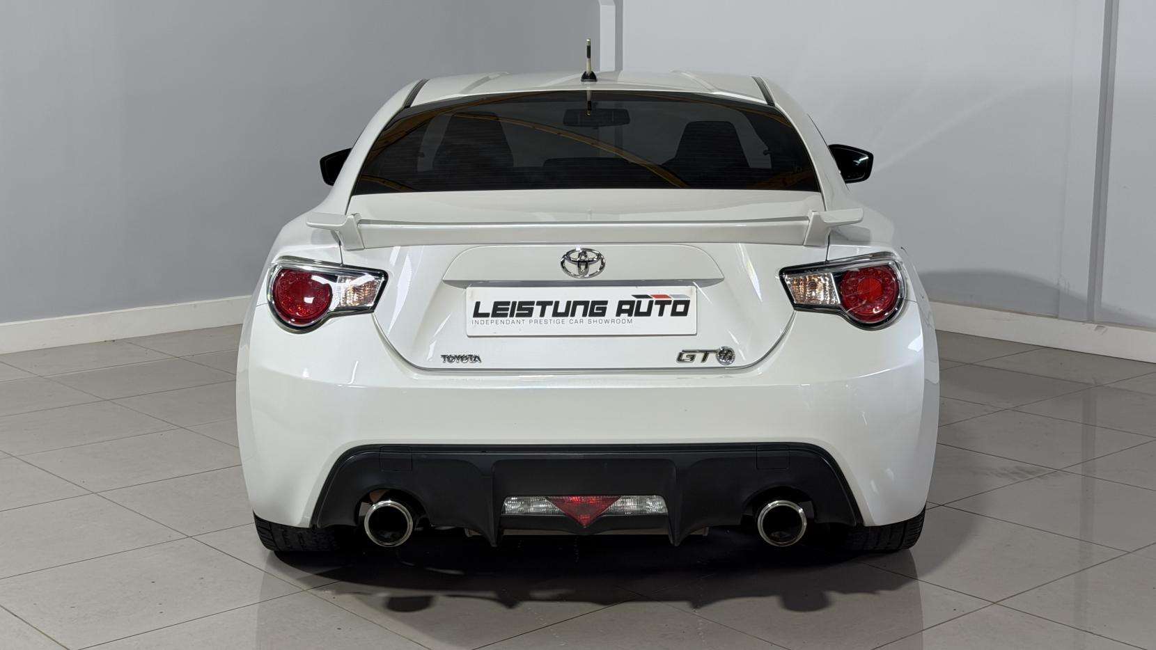 A 2012 TOYOTA GT86 2.0 Boxer D-4S Coupe 2dr Petrol Manual Euro 5 (200 ps) A 2012 TOYOTA GT86 2.0 Boxer D-4S Coupe 2dr Petrol Manual Euro 5 (200 ps)