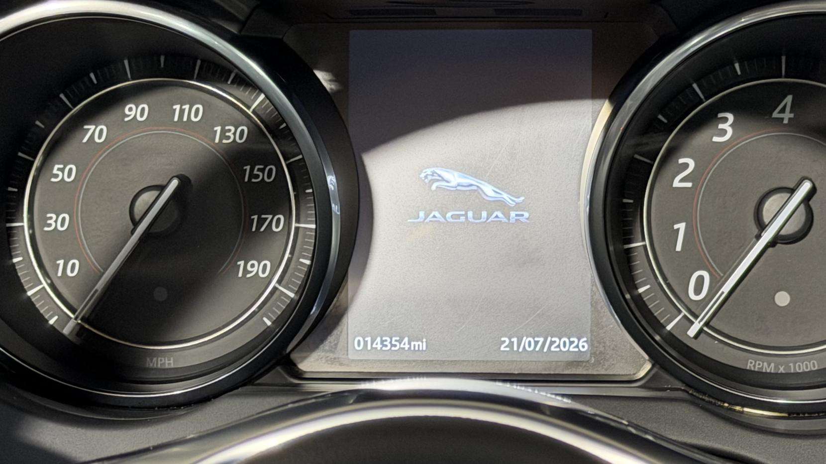 2018 JAGUAR F-TYPE 2018 JAGUAR F-TYPE