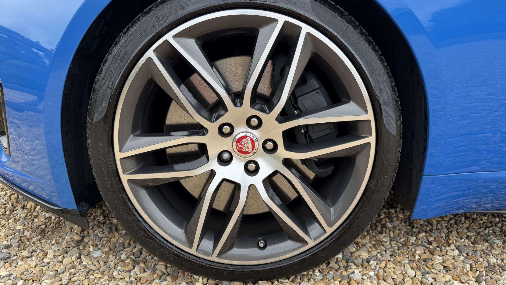 2018 JAGUAR F-TYPE 2018 JAGUAR F-TYPE