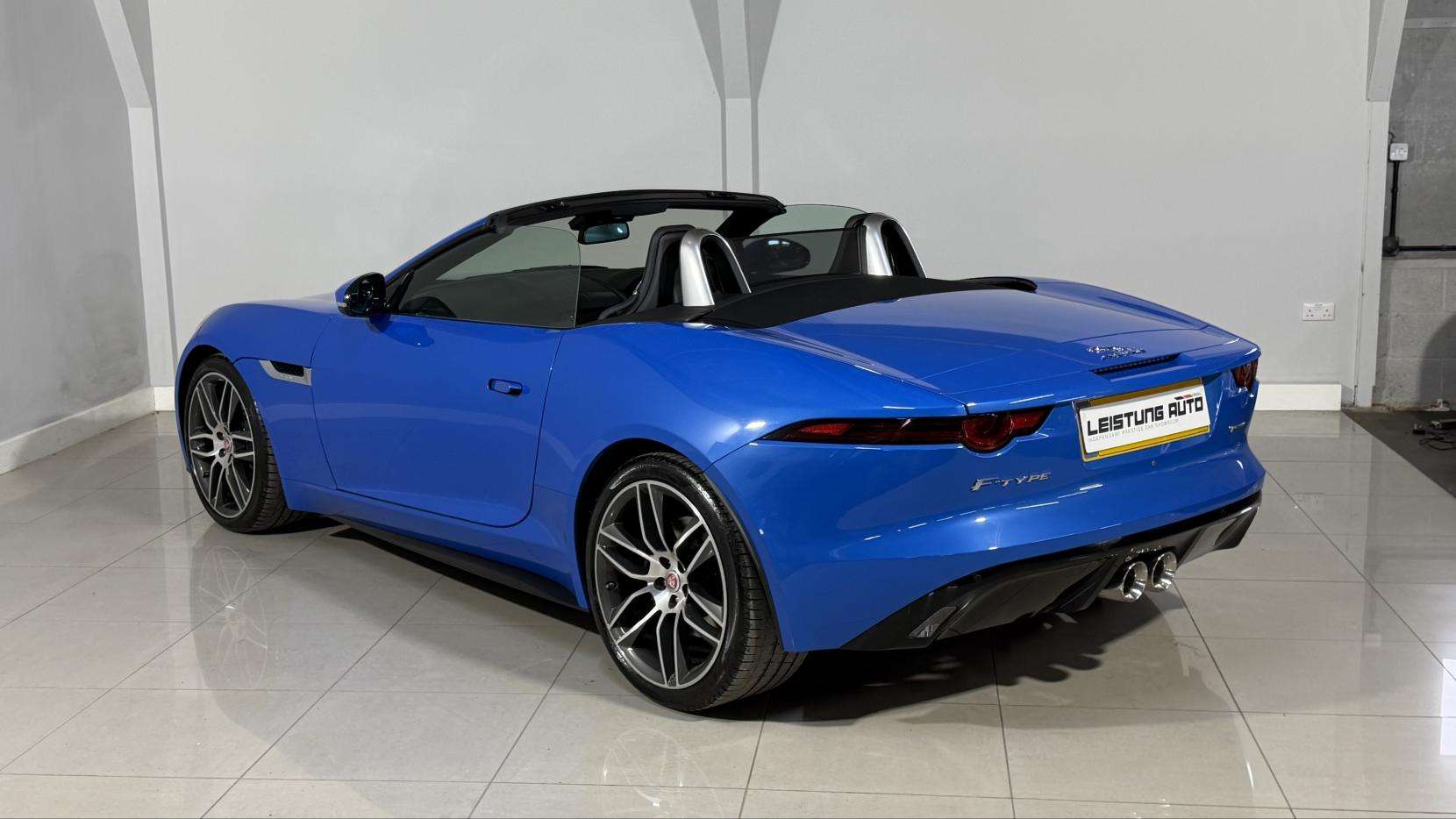 2018 JAGUAR F-TYPE 2018 JAGUAR F-TYPE
