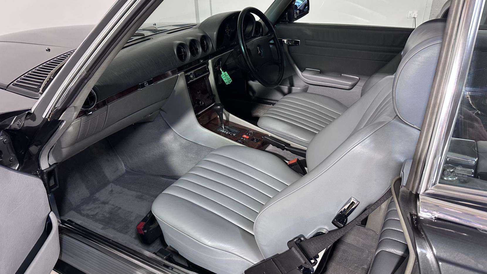 1988 MERCEDES-BENZ SL 1988 MERCEDES-BENZ SL