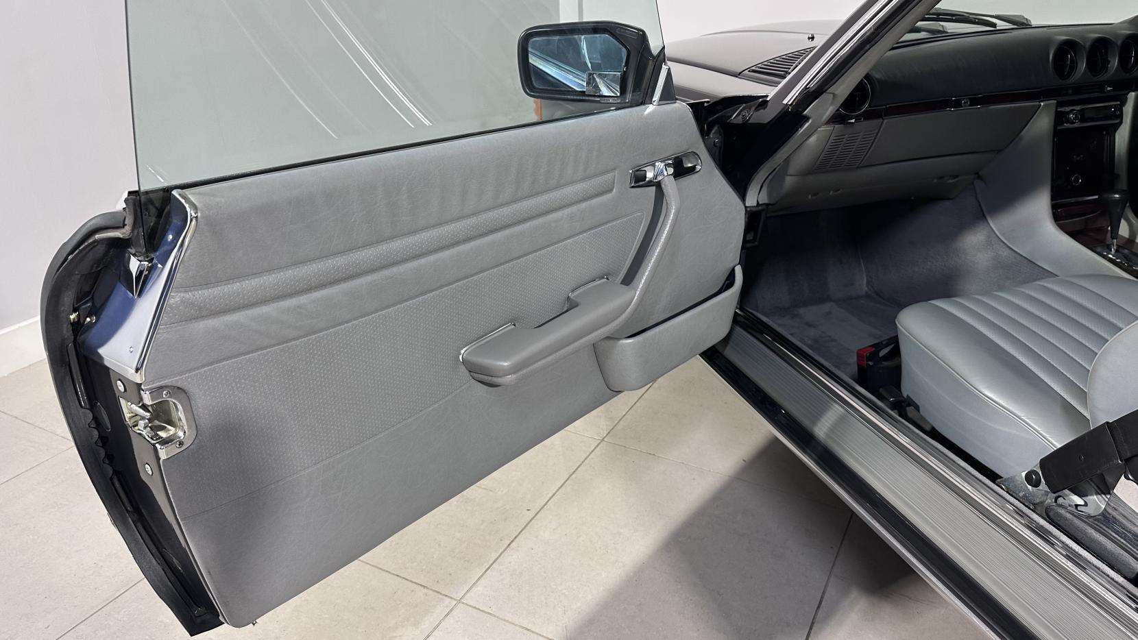 1988 MERCEDES-BENZ SL 1988 MERCEDES-BENZ SL