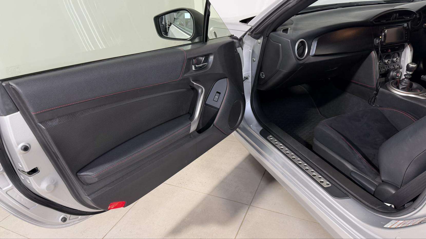 2014 TOYOTA GT86 2014 TOYOTA GT86