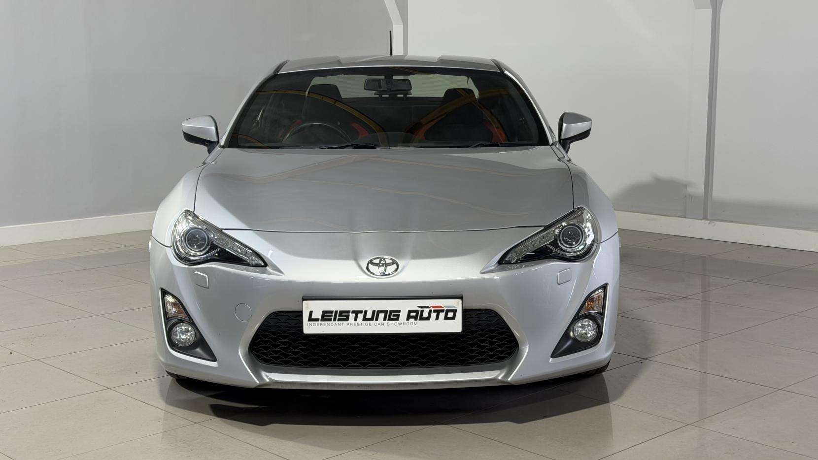 A 2014 TOYOTA GT86 2.0 Boxer D-4S Coupe 2dr Petrol Manual Euro 5 (200 ps) A 2014 TOYOTA GT86 2.0 Boxer D-4S Coupe 2dr Petrol Manual Euro 5 (200 ps)