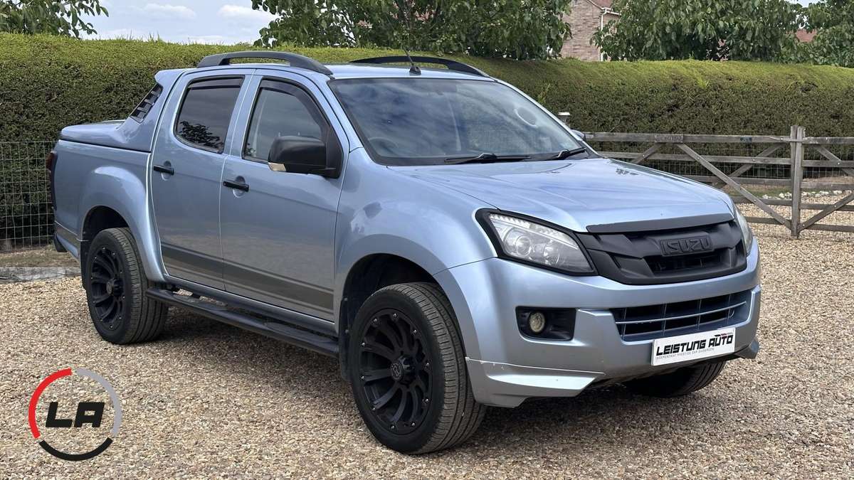 Check out this Isuzu D-max 2016 Diesel Automatic