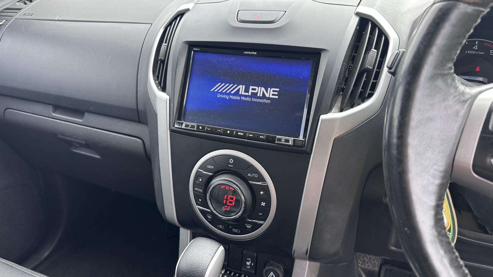 2016 ISUZU D-MAX 2016 ISUZU D-MAX