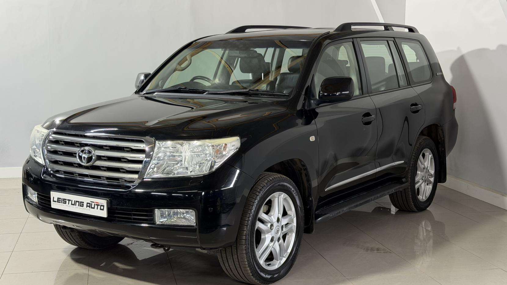A 2011 TOYOTA LAND CRUISER 4.5 D-4D V8 60th Anniversary SUV 5dr Diesel Auto 4WD Euro 4 (286 ps) A 2011 TOYOTA LAND CRUISER 4.5 D-4D V8 60th Anniversary SUV 5dr Diesel Auto 4WD Euro 4 (286 ps)