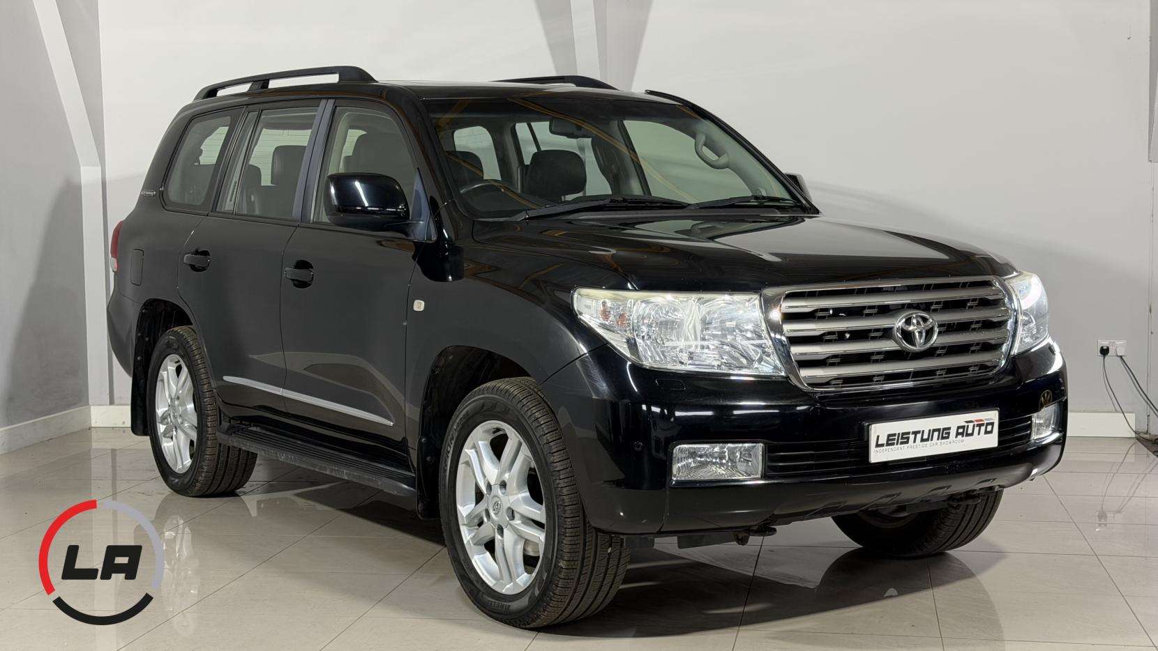 A 2011 TOYOTA LAND CRUISER 4.5 D-4D V8 60th Anniversary SUV 5dr Diesel Auto 4WD Euro 4 (286 ps) A 2011 TOYOTA LAND CRUISER 4.5 D-4D V8 60th Anniversary SUV 5dr Diesel Auto 4WD Euro 4 (286 ps)