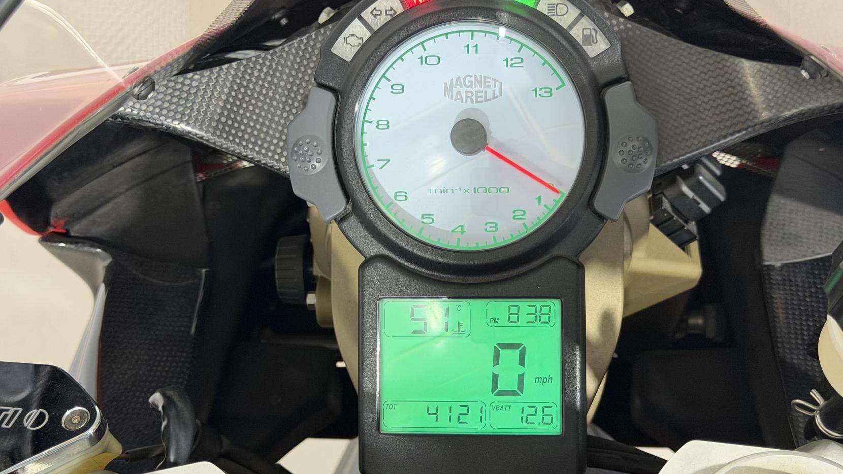2004 DUCATI 999 2004 DUCATI 999