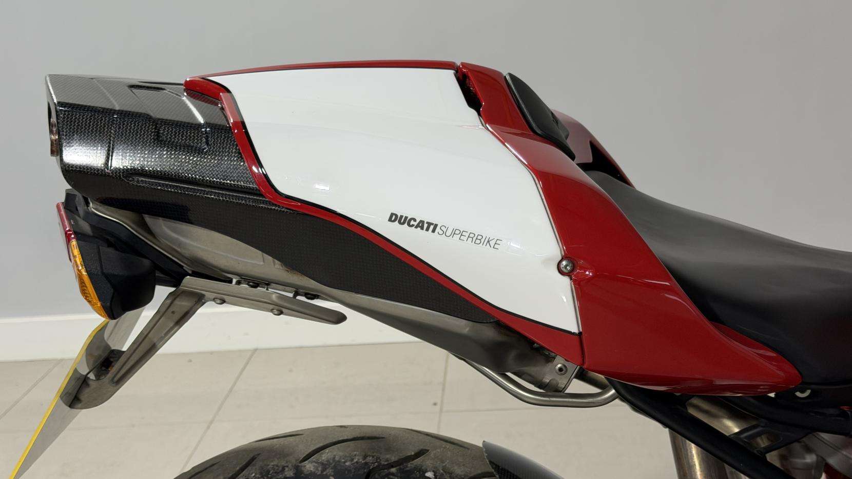 2004 DUCATI 999 2004 DUCATI 999