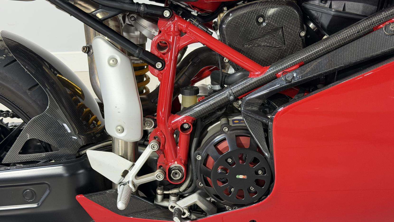 2004 DUCATI 999 2004 DUCATI 999