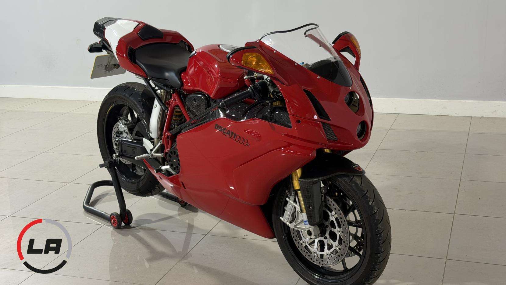 A 2004 DUCATI 999 A 2004 DUCATI 999