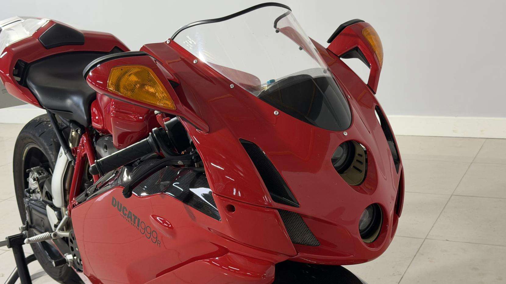 2004 DUCATI 999 2004 DUCATI 999