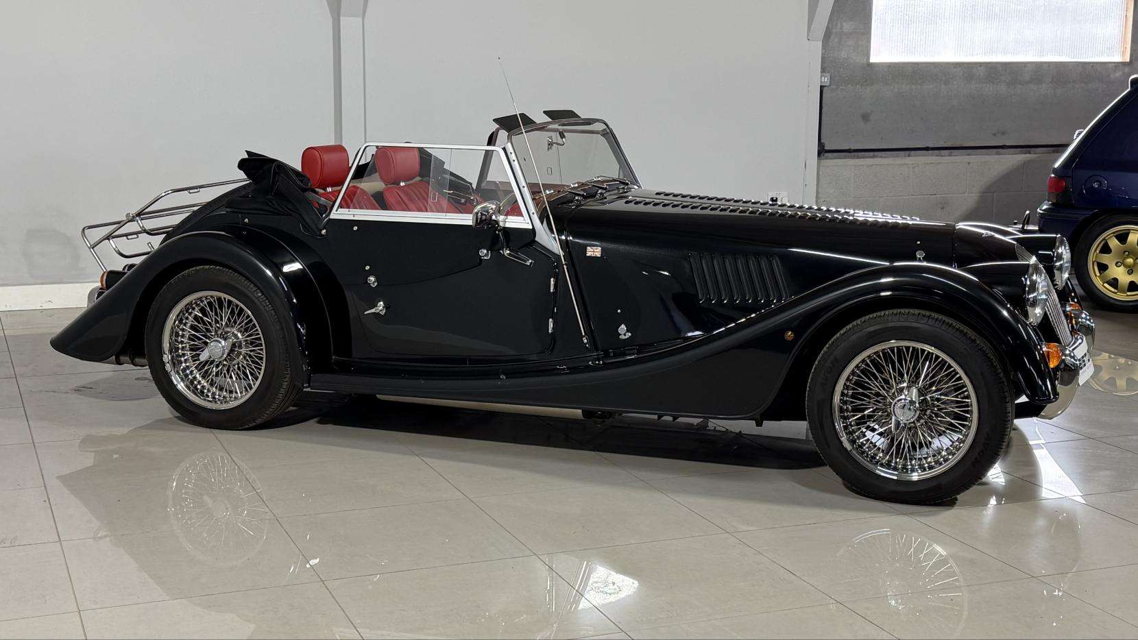 A 2014 MORGAN ROADSTER 3.7 Roadstar A 2014 MORGAN ROADSTER 3.7 Roadstar