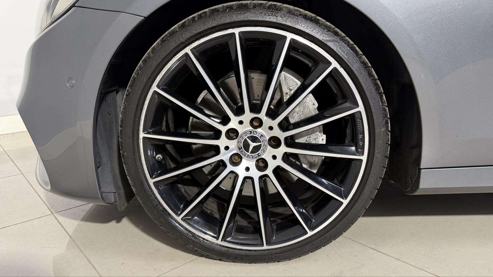 2019 MERCEDES-BENZ E CLASS 2019 MERCEDES-BENZ E CLASS