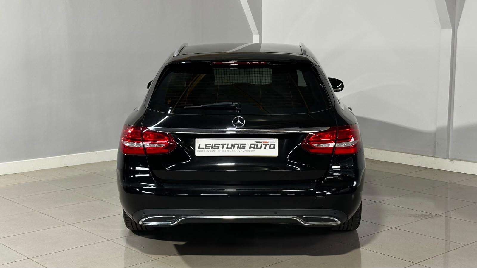 A 2016 MERCEDES-BENZ C CLASS 1.6 C200d Sport Estate 5dr Diesel G-Tronic+ Euro 6 (s/s) (136 ps) A 2016 MERCEDES-BENZ C CLASS 1.6 C200d Sport Estate 5dr Diesel G-Tronic+ Euro 6 (s/s) (136 ps)