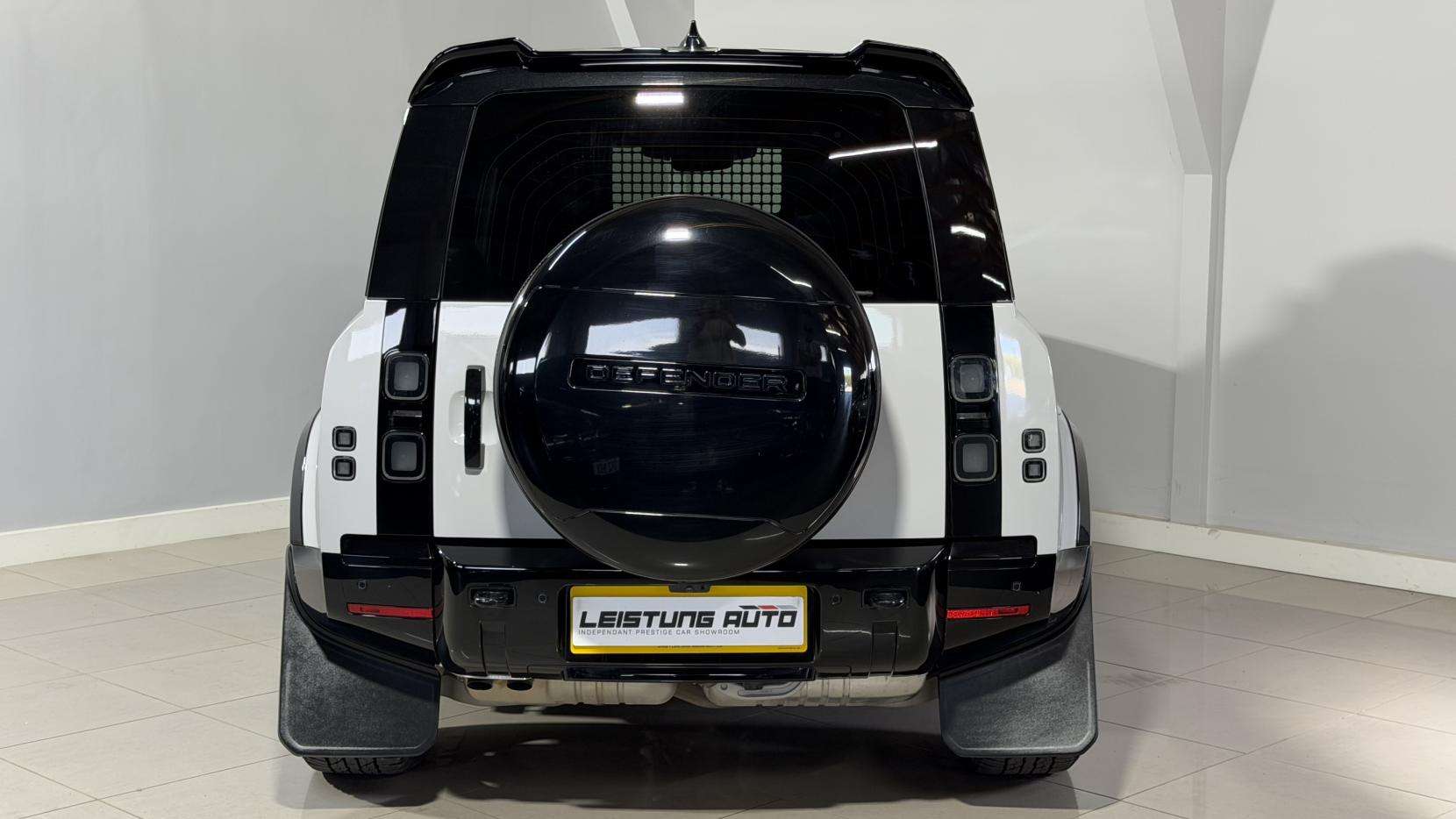 A 2026 LAND ROVER DEFENDER 110 3.0 D350 MHEV X-Dynamic HSE Hard Top SUV 5dr Diesel Auto 4WD MWB Euro 6 (s/s) (350 ps) A 2026 LAND ROVER DEFENDER 110 3.0 D350 MHEV X-Dynamic HSE Hard Top SUV 5dr Diesel Auto 4WD MWB Euro 6 (s/s) (350 ps)