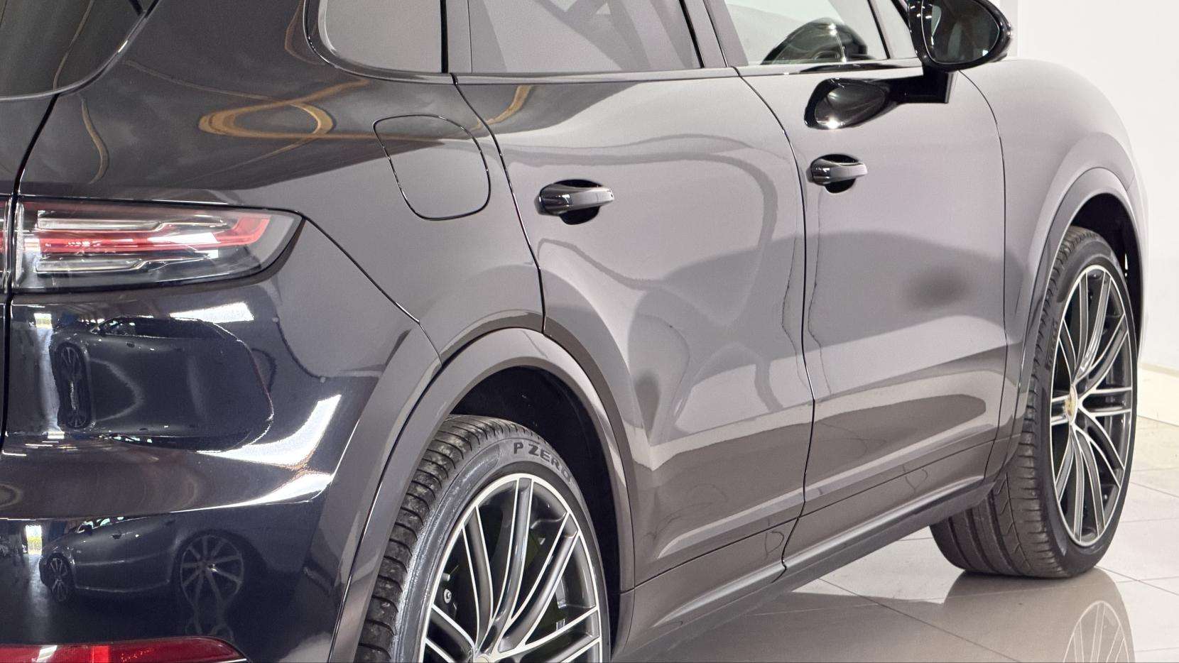 2019 PORSCHE CAYENNE 2019 PORSCHE CAYENNE