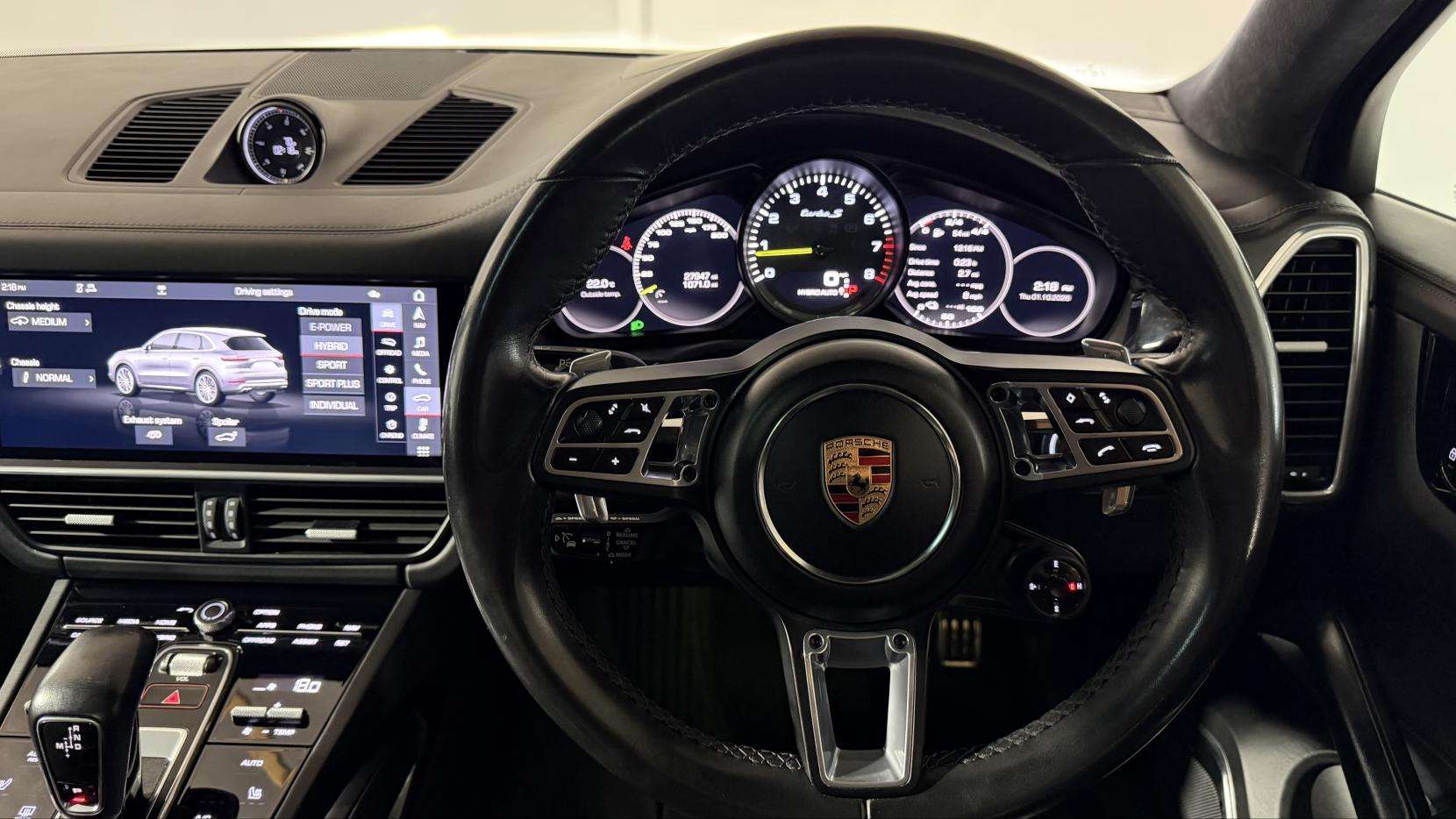 2019 PORSCHE CAYENNE 2019 PORSCHE CAYENNE