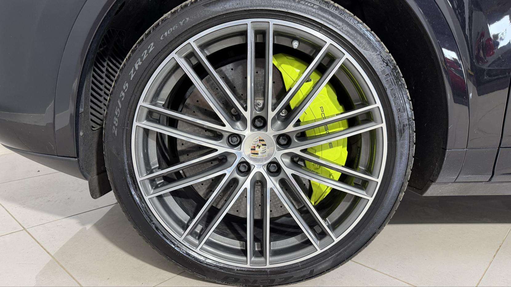 2019 PORSCHE CAYENNE 2019 PORSCHE CAYENNE