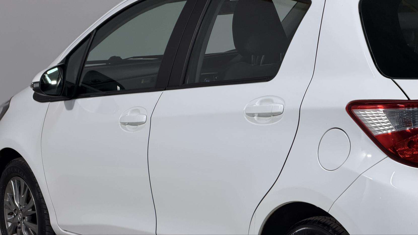 2017 TOYOTA YARIS 2017 TOYOTA YARIS