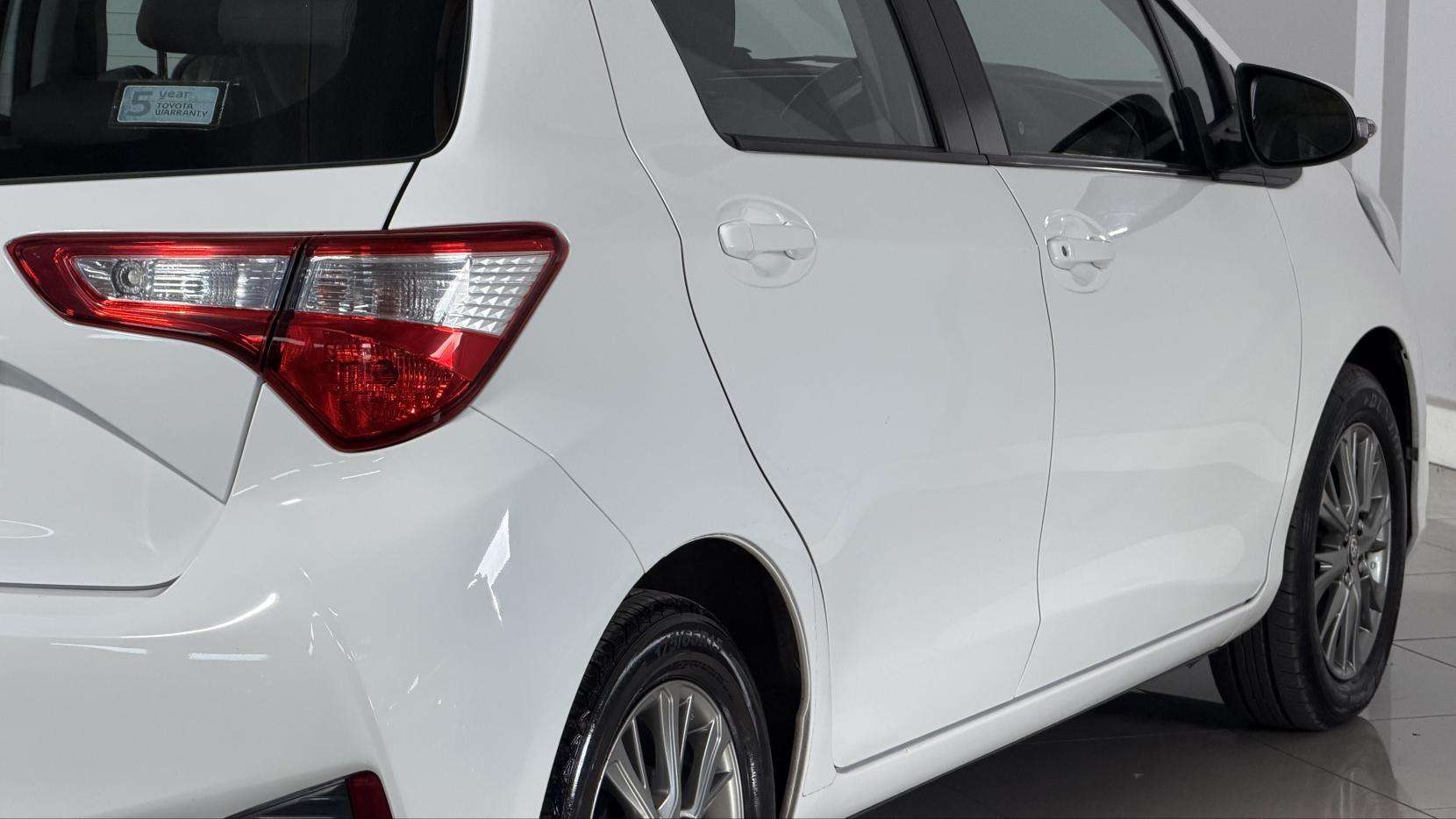 2017 TOYOTA YARIS 2017 TOYOTA YARIS