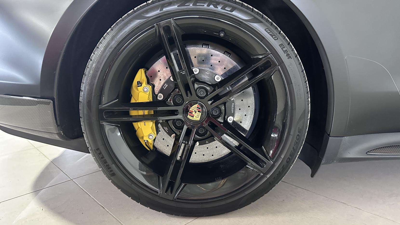 2023 PORSCHE TAYCAN 2023 PORSCHE TAYCAN
