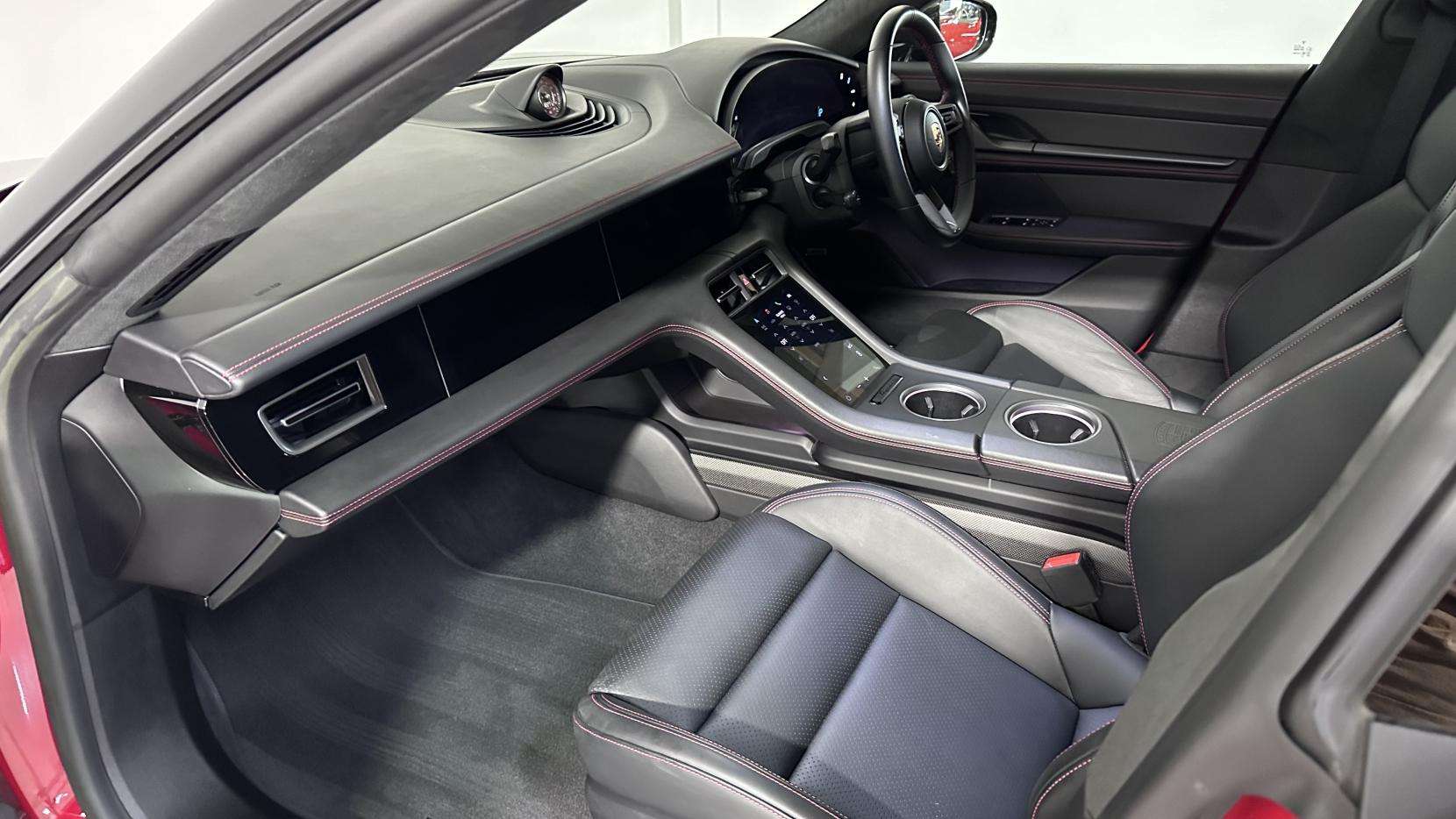 2023 PORSCHE TAYCAN 2023 PORSCHE TAYCAN