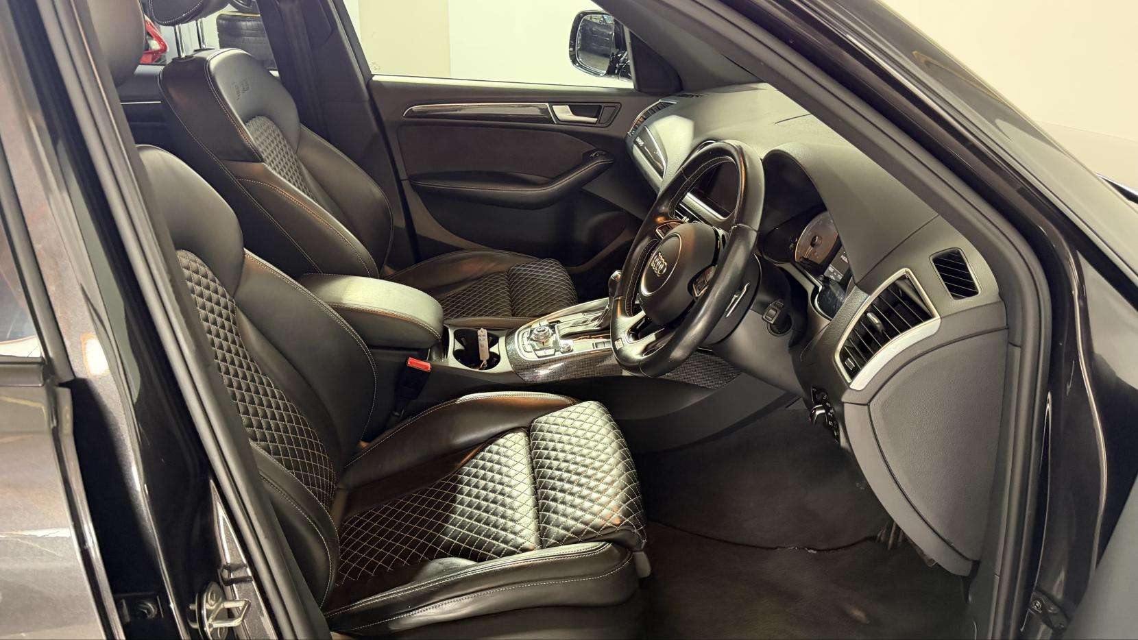 2016 AUDI SQ5 2016 AUDI SQ5