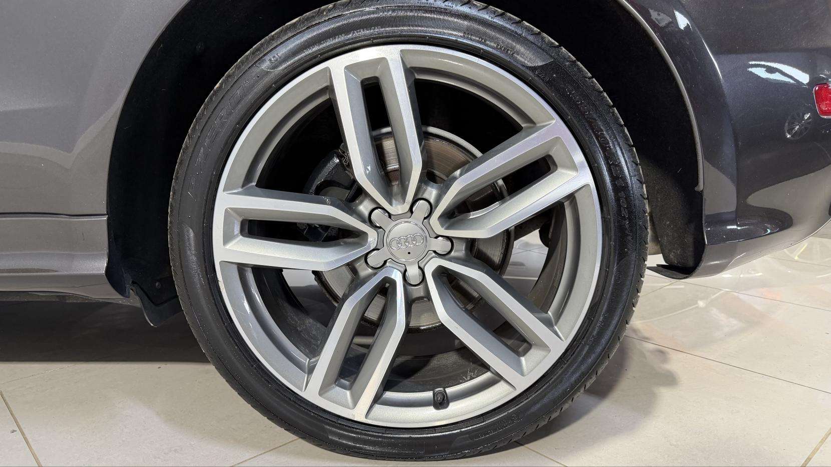 2016 AUDI SQ5 2016 AUDI SQ5