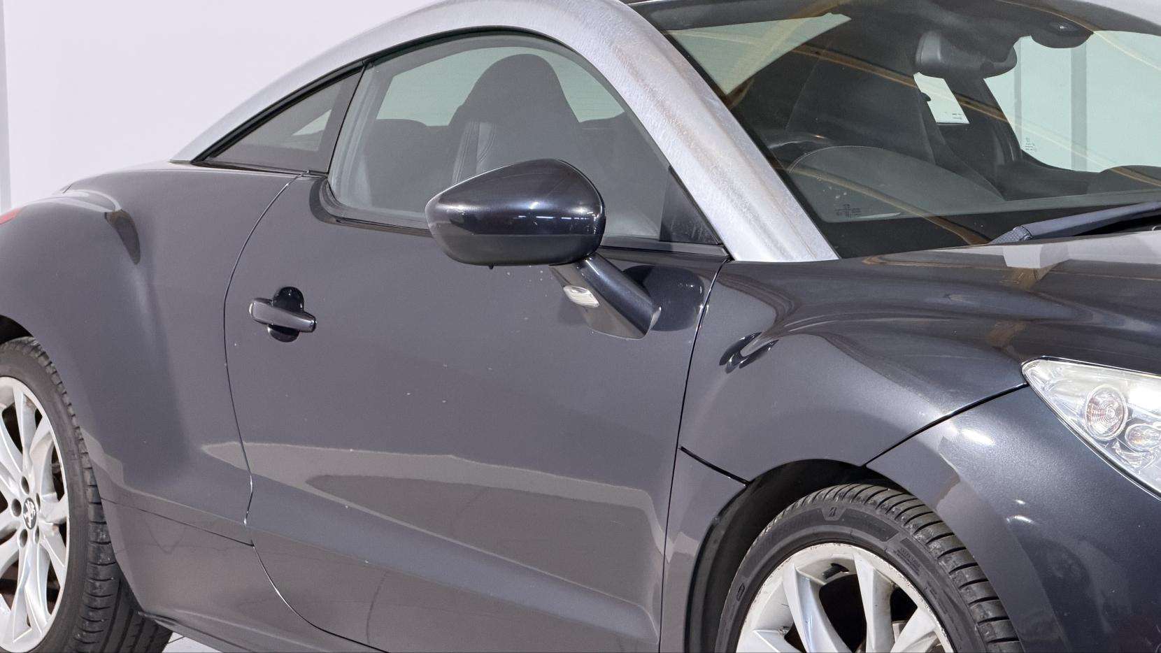 2011 PEUGEOT RCZ 2011 PEUGEOT RCZ