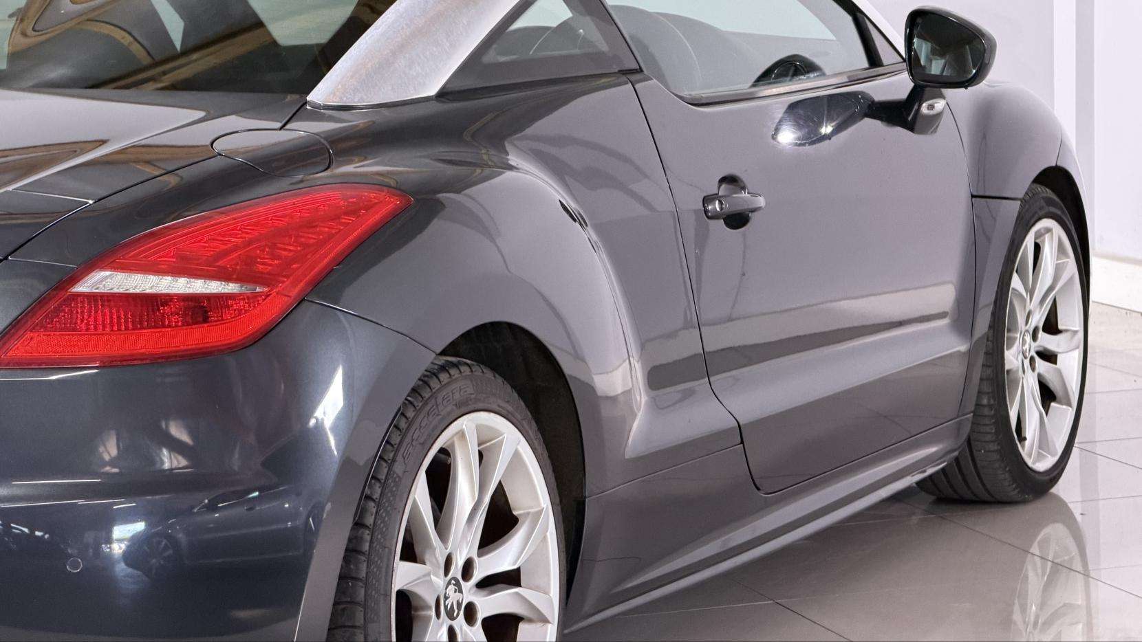 2011 PEUGEOT RCZ 2011 PEUGEOT RCZ