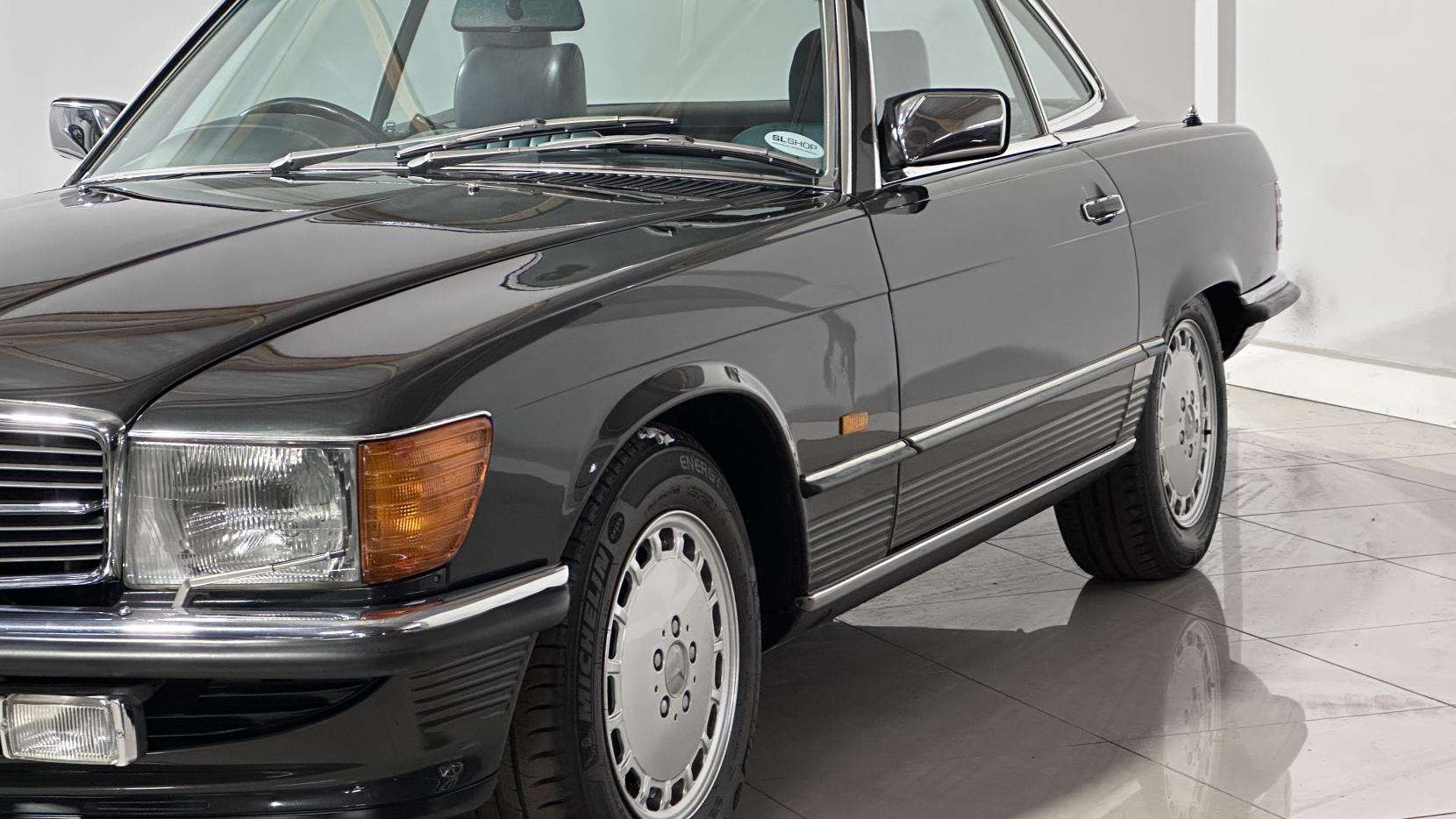 1988 MERCEDES-BENZ SL 1988 MERCEDES-BENZ SL