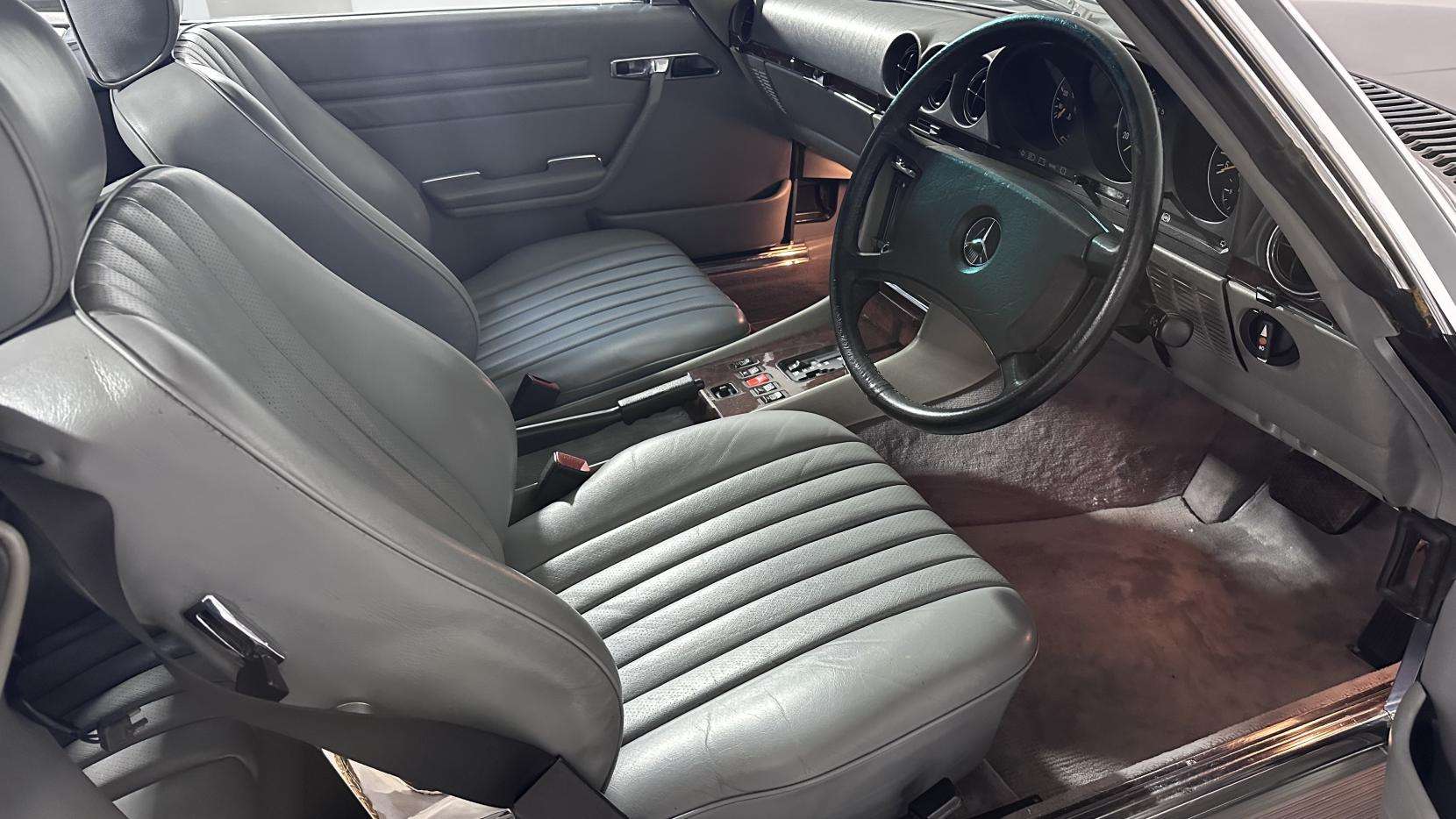 1988 MERCEDES-BENZ SL 1988 MERCEDES-BENZ SL