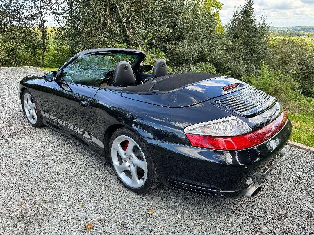 A 2005 PORSCHE 911 3.6 CARRERA 4 S 2d 320 BHP A 2005 PORSCHE 911 3.6 CARRERA 4 S 2d 320 BHP