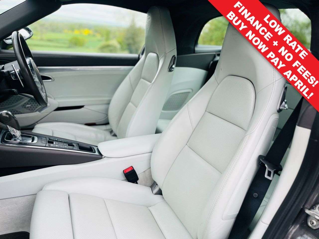 A 2019 PORSCHE 911 3.8 TARGA 4S PDK 2d 400 BHP A 2019 PORSCHE 911 3.8 TARGA 4S PDK 2d 400 BHP