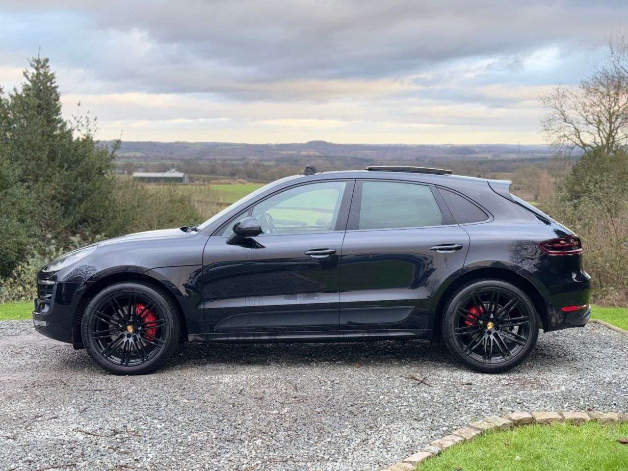 2017 PORSCHE MACAN 2017 PORSCHE MACAN