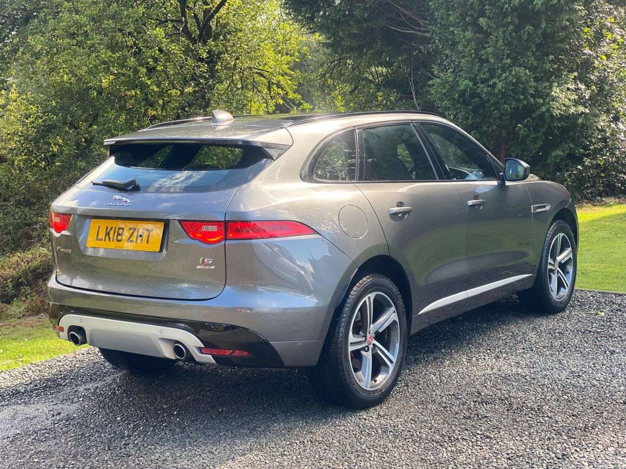 2018 JAGUAR F-PACE 2018 JAGUAR F-PACE