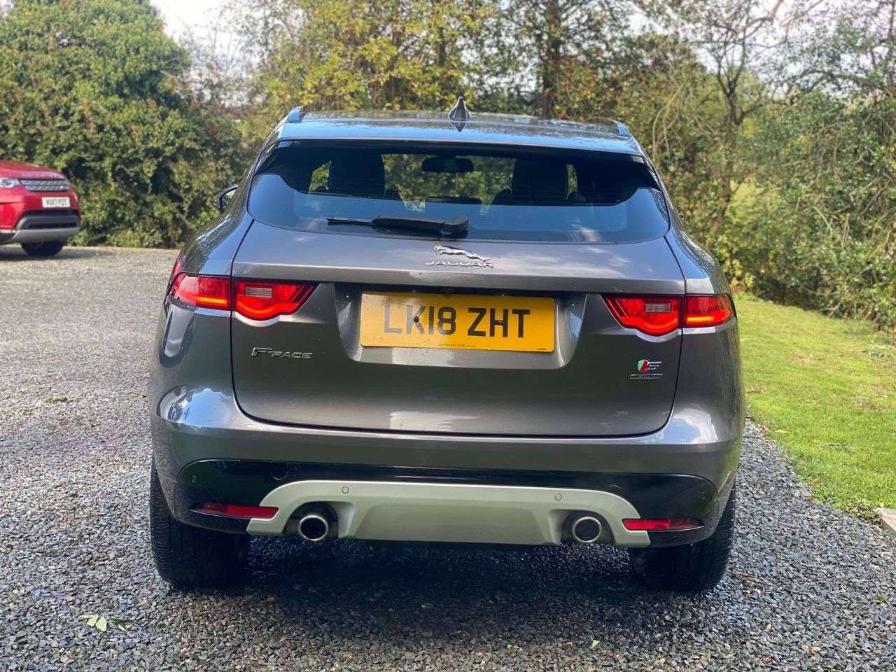 A 2018 JAGUAR F-PACE 3.0 D300 V6 S SUV 5dr Diesel Auto AWD Euro 6 (s/s) (300 ps) TOW BAR A 2018 JAGUAR F-PACE 3.0 D300 V6 S SUV 5dr Diesel Auto AWD Euro 6 (s/s) (300 ps) TOW BAR