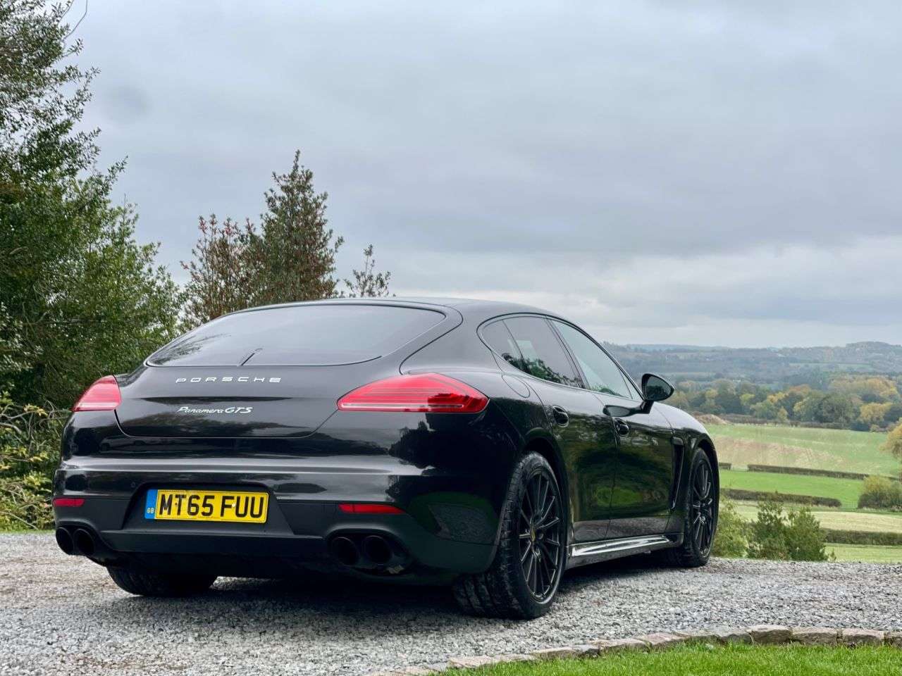 2015 PORSCHE PANAMERA 2015 PORSCHE PANAMERA