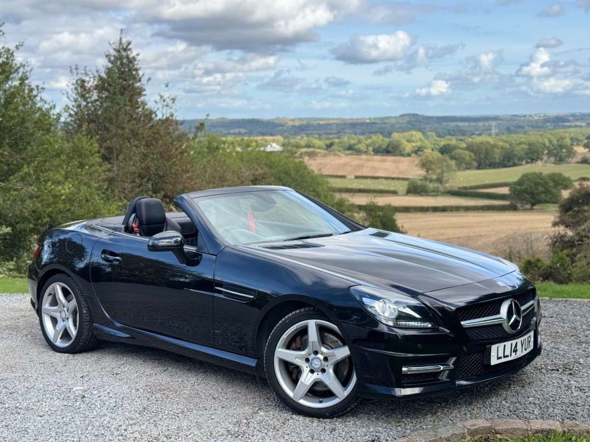 Check out this Mercedes-benz Slk 2014 Diesel Automatic