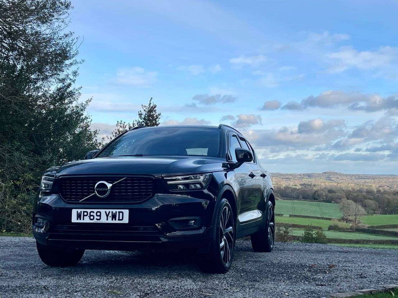 2020 VOLVO XC40 2020 VOLVO XC40