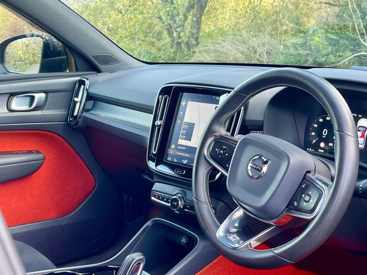 2020 VOLVO XC40 2020 VOLVO XC40