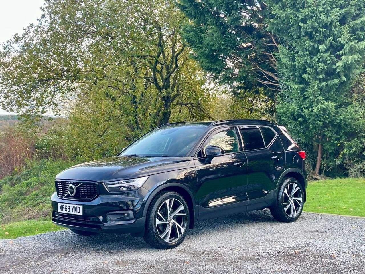 2020 VOLVO XC40 2020 VOLVO XC40