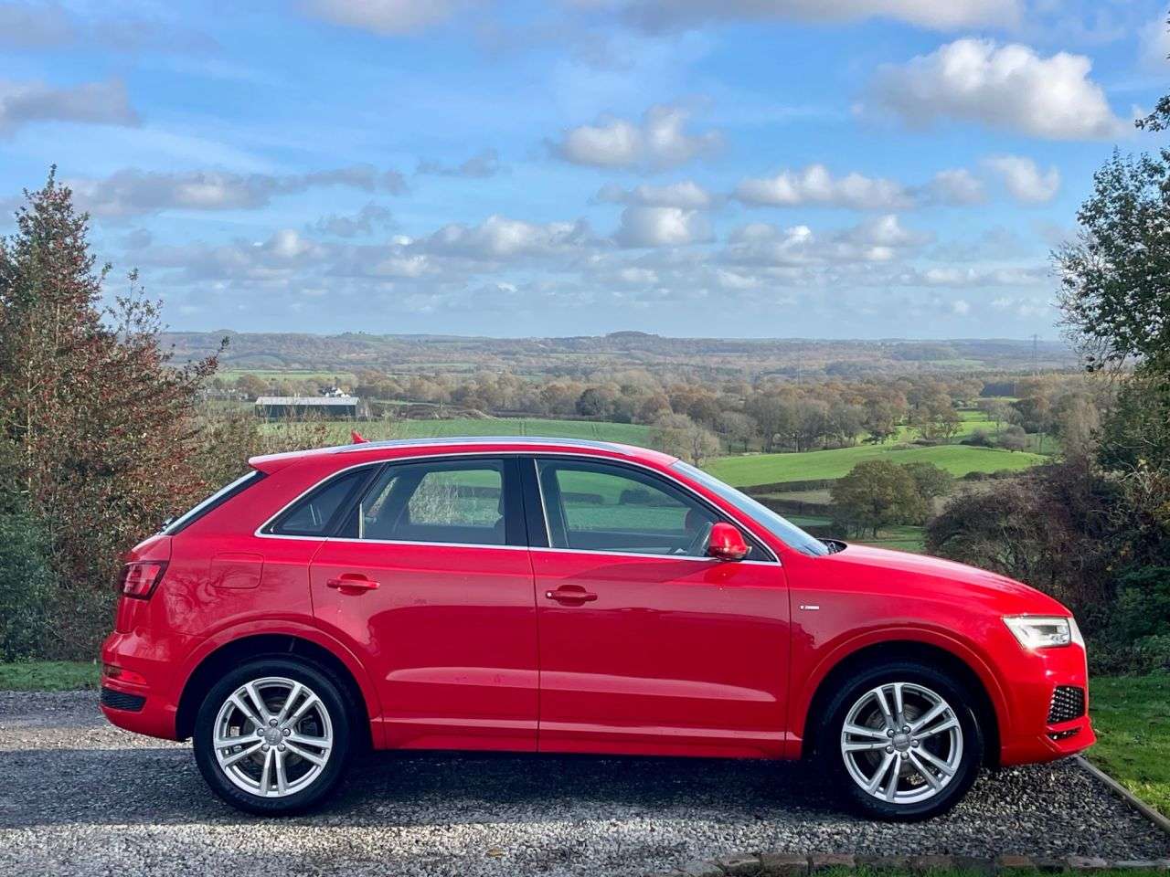 2017 AUDI Q3 2017 AUDI Q3