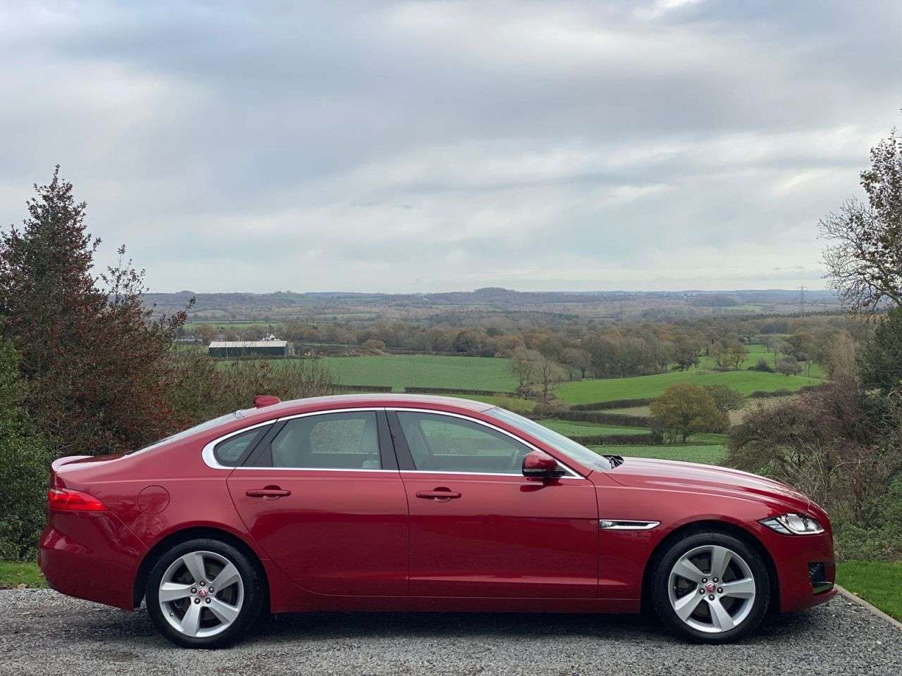 2017 JAGUAR XF 2017 JAGUAR XF