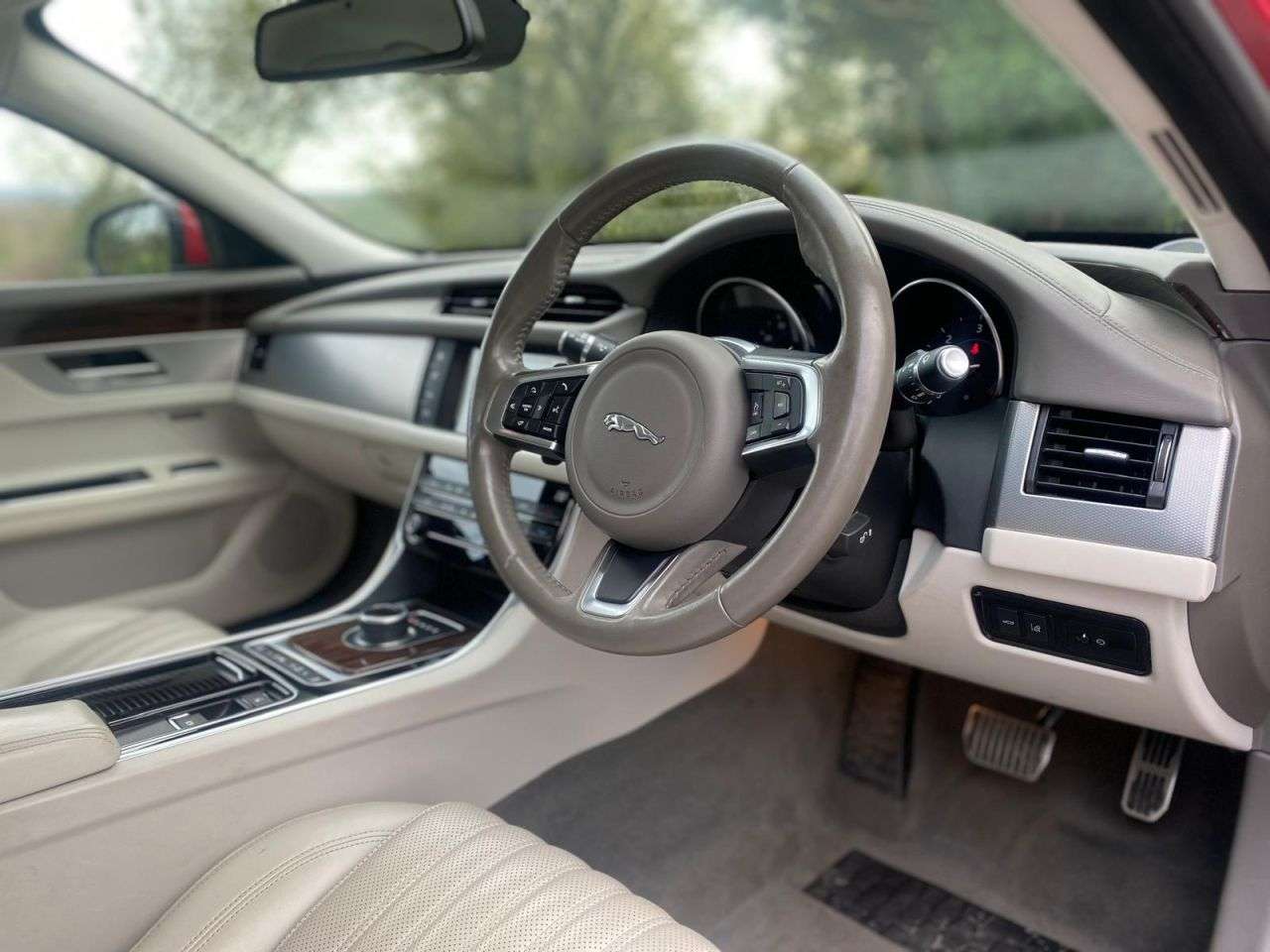 2017 JAGUAR XF 2017 JAGUAR XF