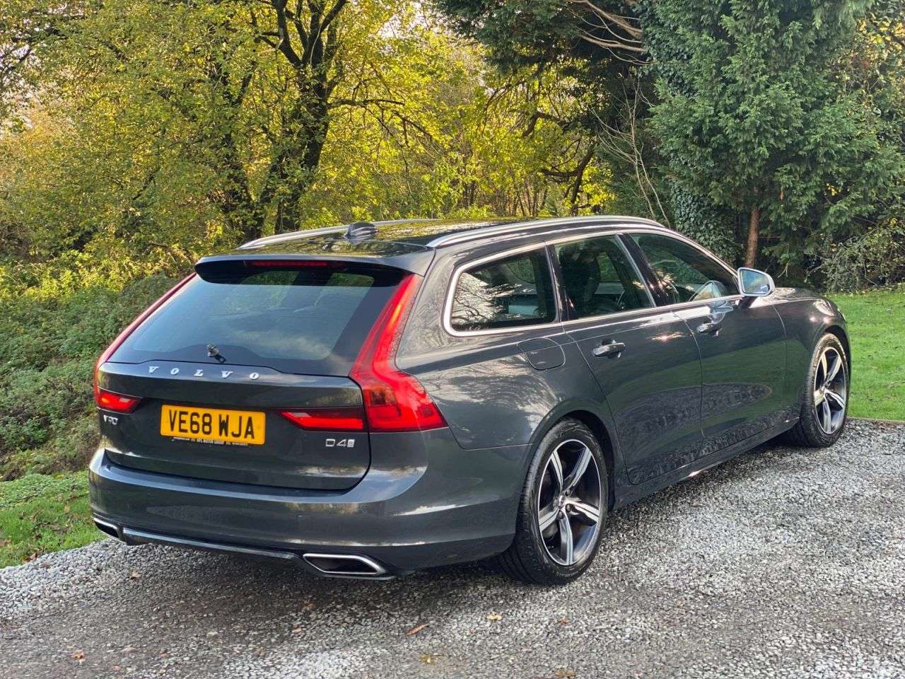 2019 VOLVO V90 2019 VOLVO V90