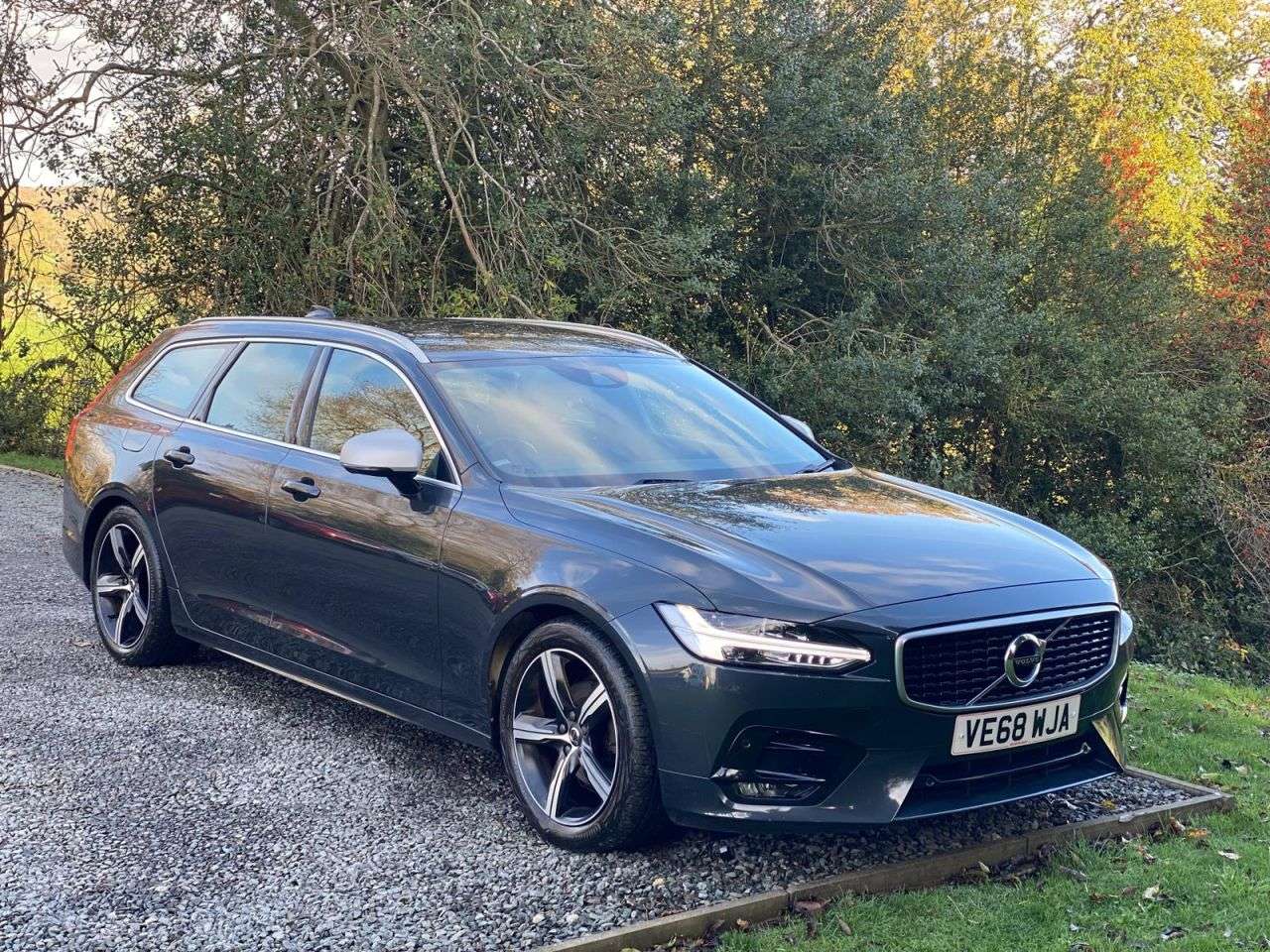 2019 VOLVO V90 2019 VOLVO V90